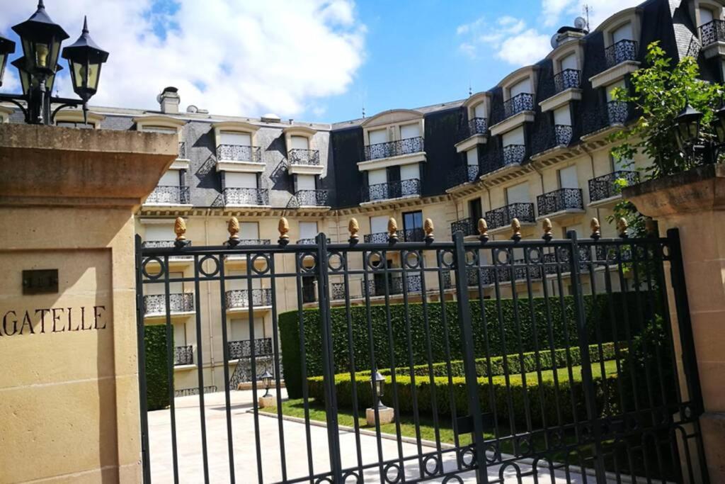 Nid Douillet à Bagatelle Apartamento Deauville Exterior foto